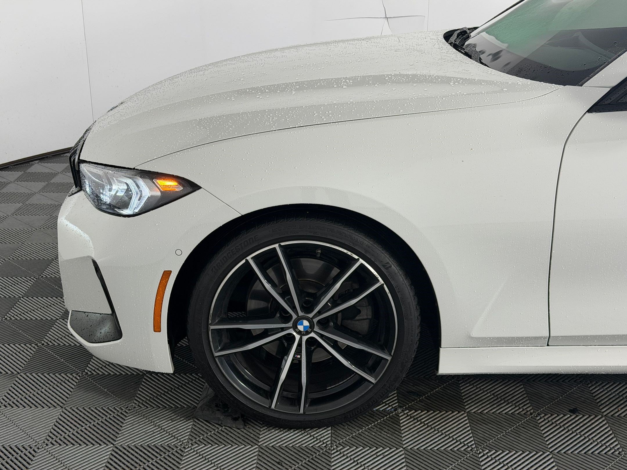 Used 2023 BMW 330i Sedan w/ M Sport Package RWD image 11