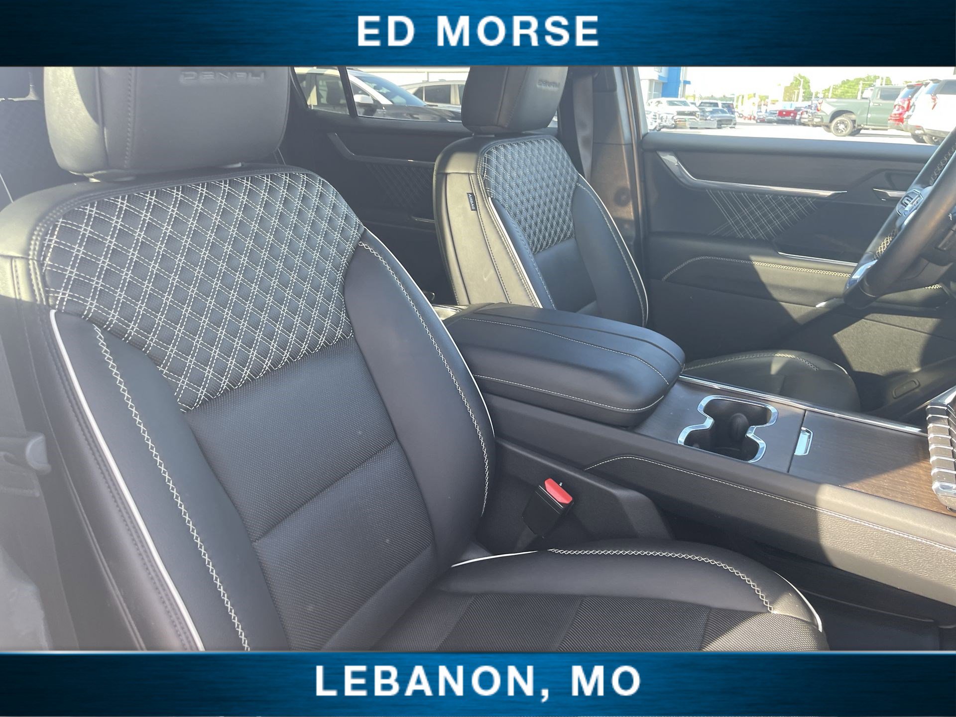 Used 2024 GMC Acadia Denali AWD/4WD image 26