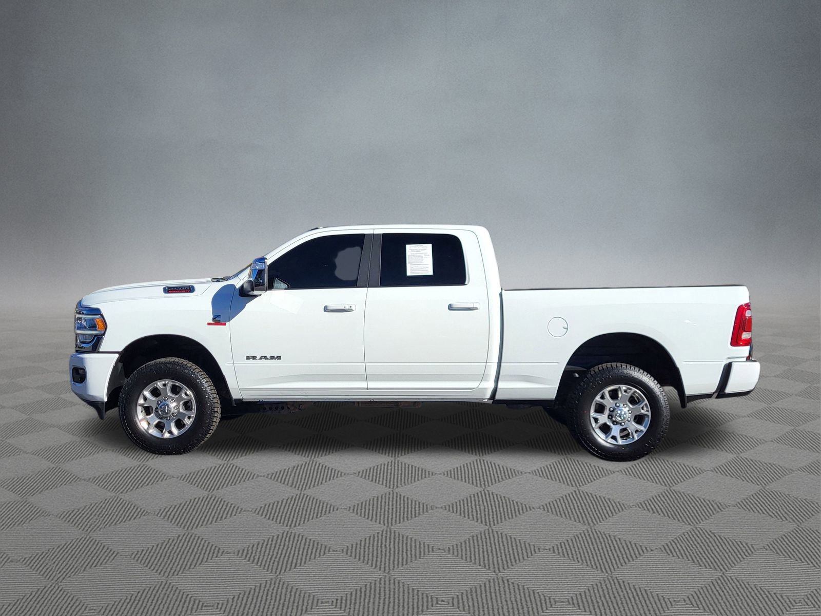 Used 2024 RAM 2500 Laramie image 9