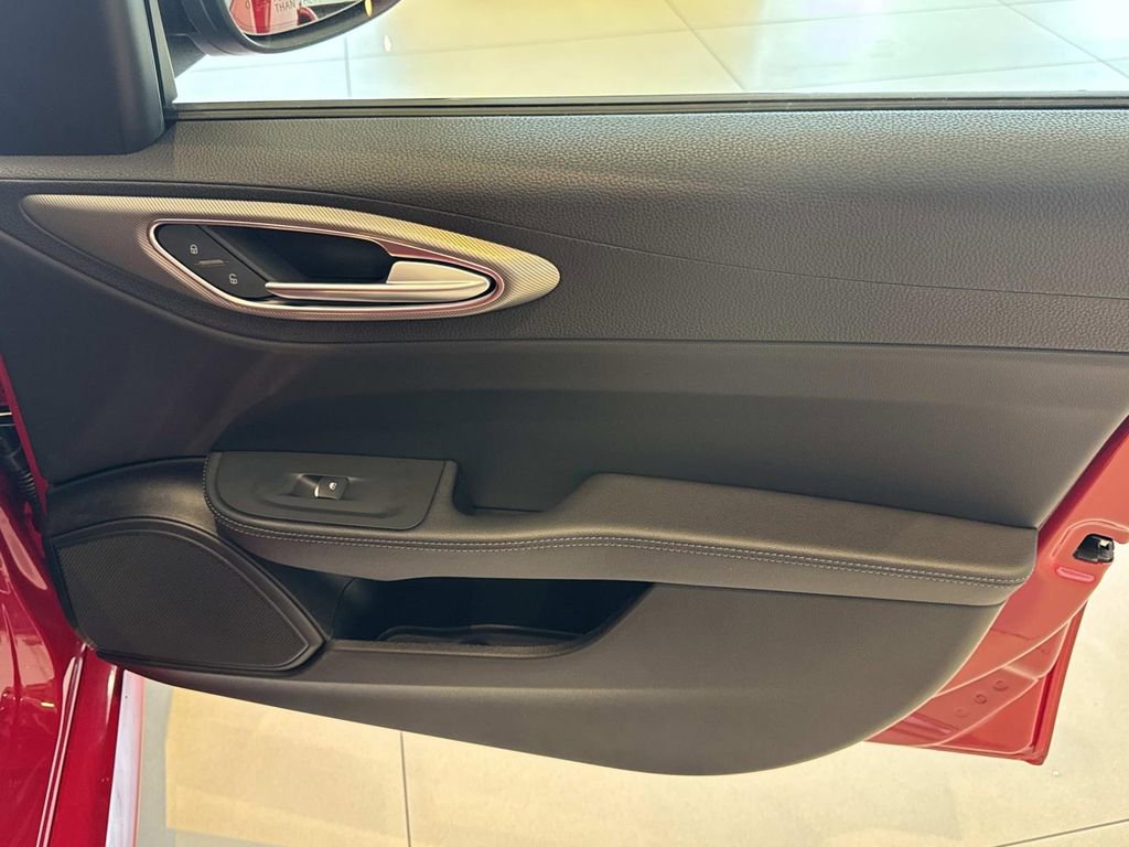 New 2026 Alfa Romeo Giulia AWD w/ Driving Assist Package image 24