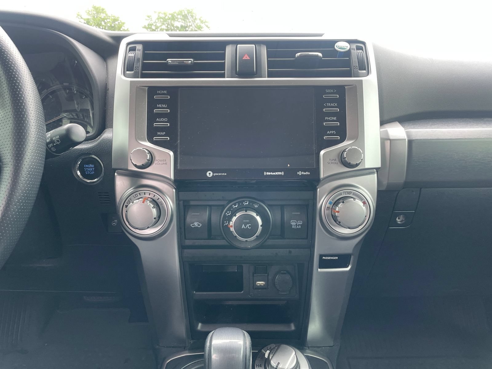 Used 2024 Toyota 4Runner SR5 Premium w/ Moonroof Package AWD/4WD image 17