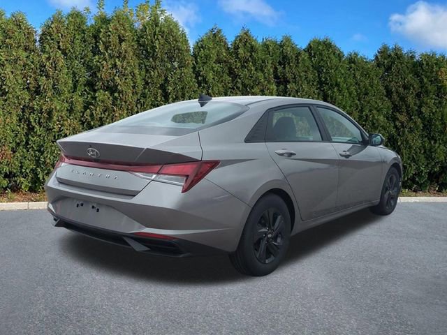 Certified 2023 Hyundai Elantra SEL w/ Cargo Package image 4