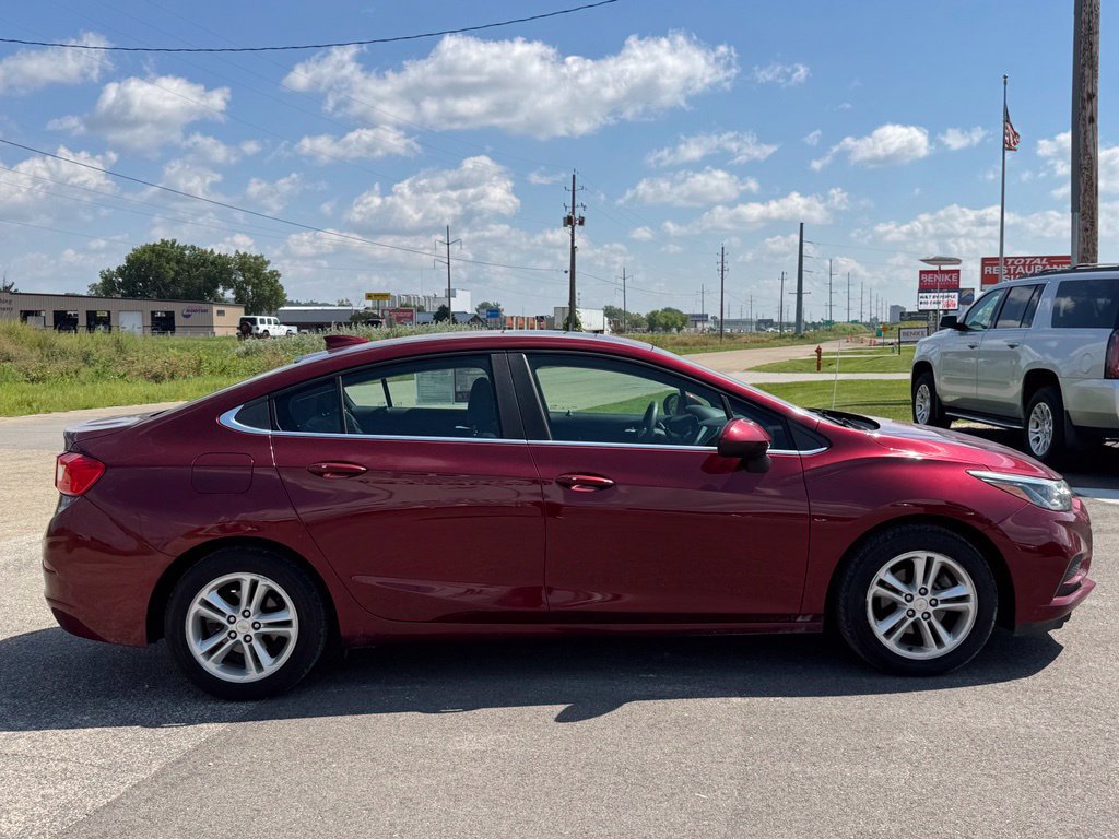 Used 2016 Chevrolet Cruze LT w/ Sun And Sound Package FWD image 37