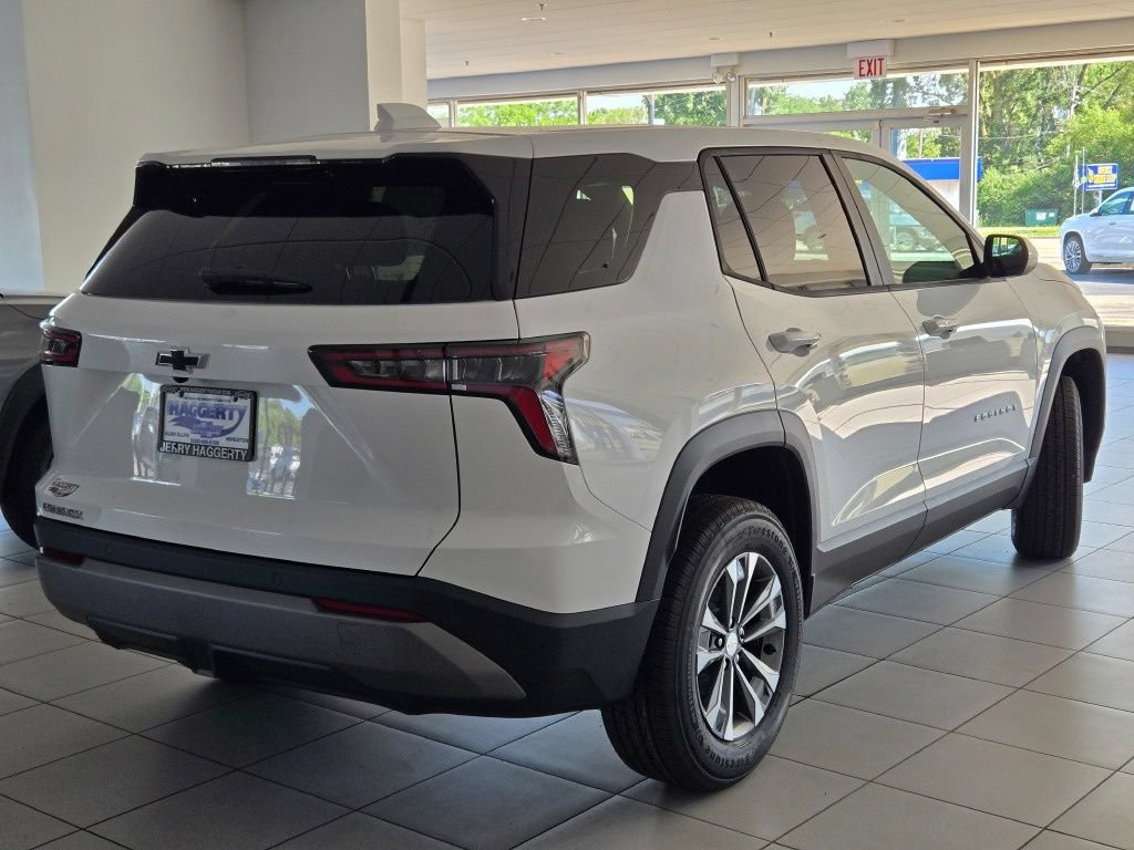 New 2027 Chevrolet Equinox LT FWD image 10