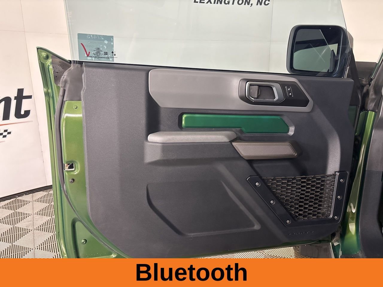 Used 2023 Ford Bronco Black Diamond image 8