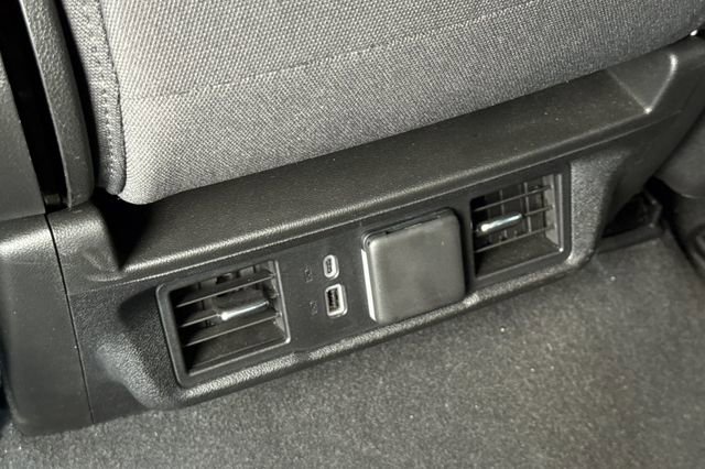 Used 2025 GMC Sierra 1500 Elevation image 39