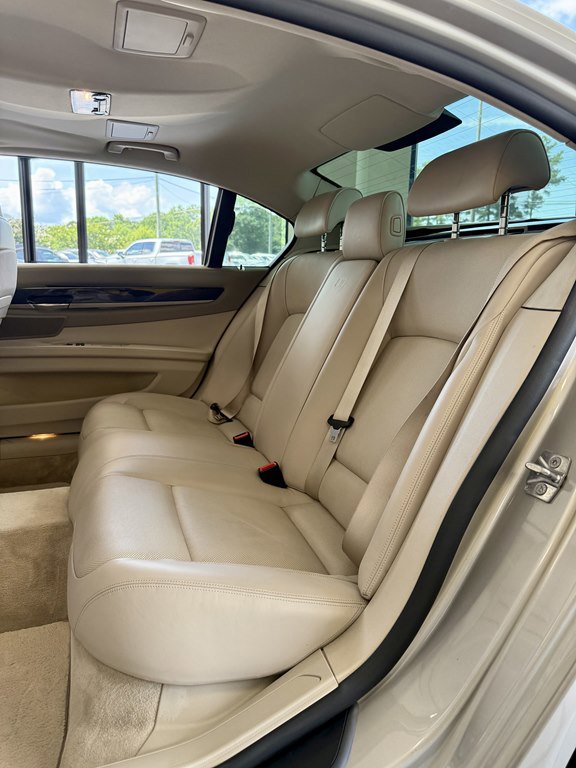 Used 2011 BMW 750Li RWD image 17