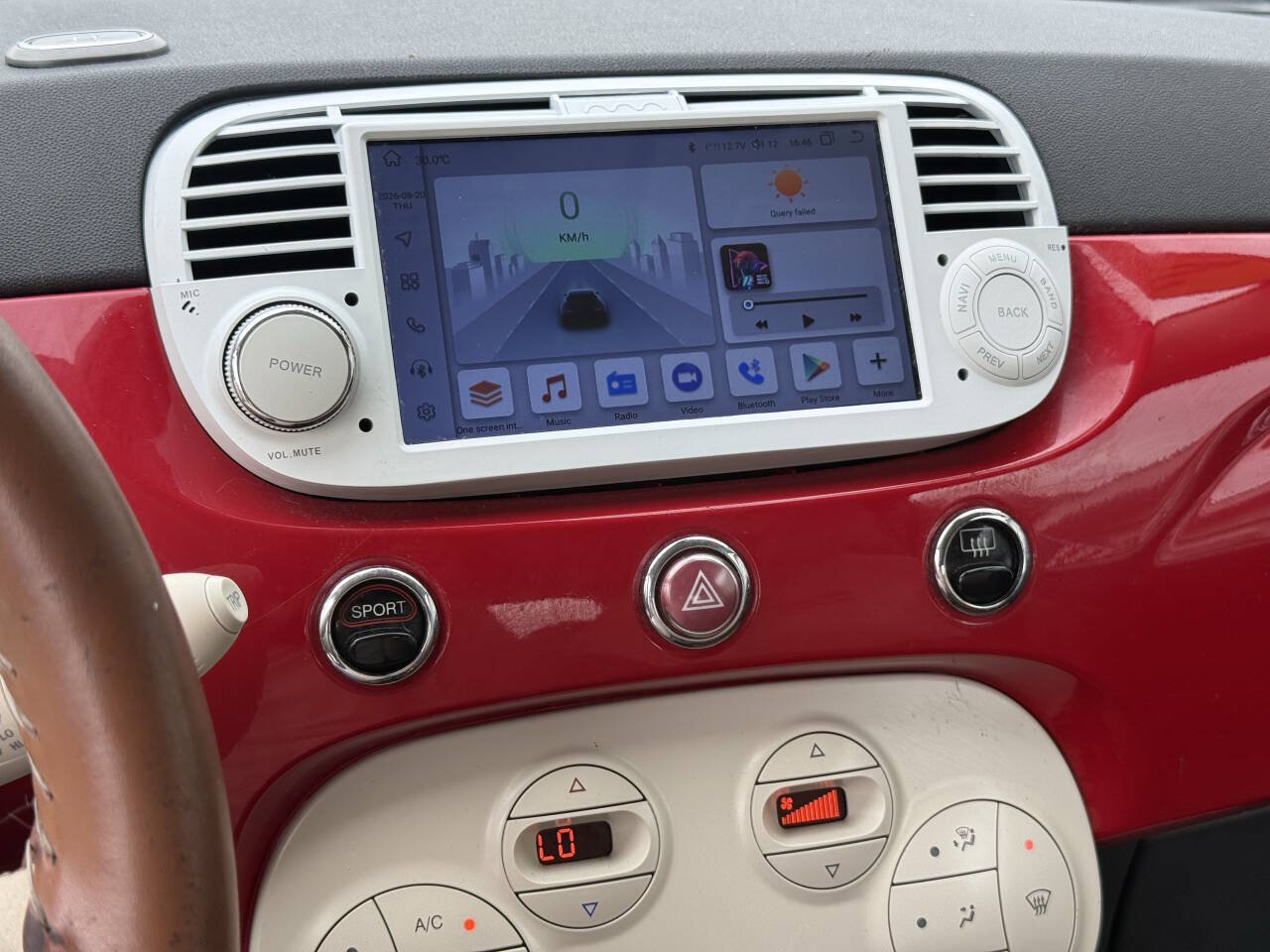 Used 2012 FIAT 500 Lounge w/ Luxury Leather Pkg FWD image 21