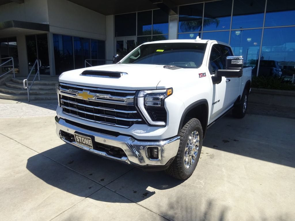 New 2026 Chevrolet Silverado 2500 LTZ w/ LTZ Premium Package AWD/4WD image 3