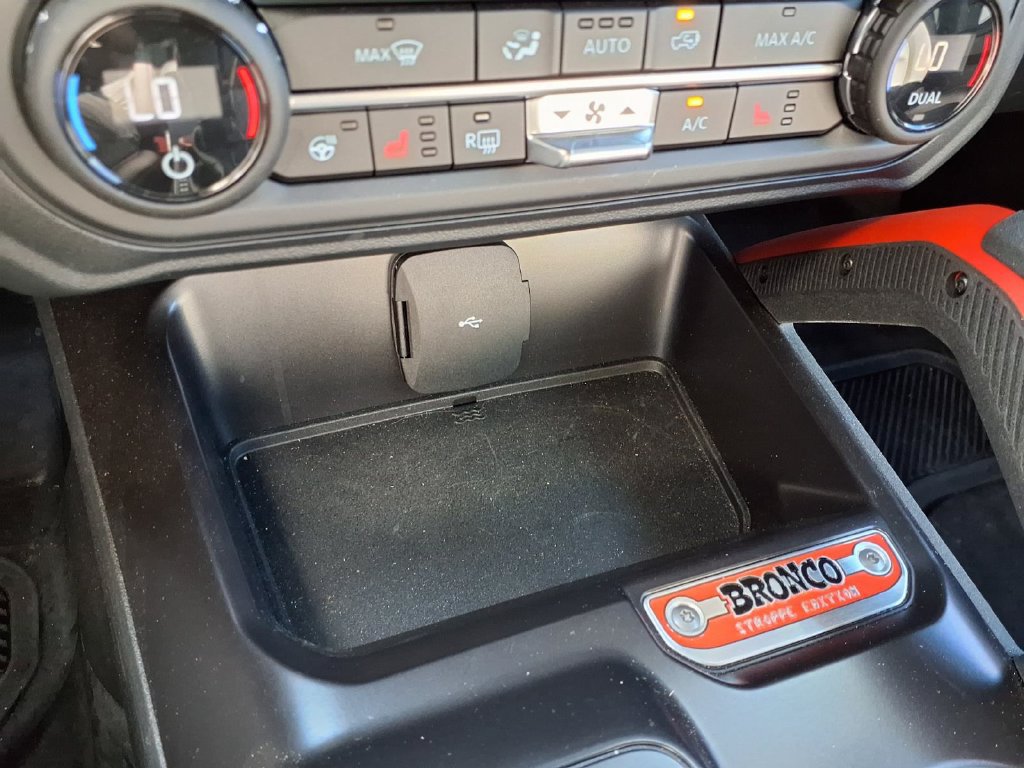 Used 2025 Ford Bronco Stroppe Edition AWD/4WD image 15