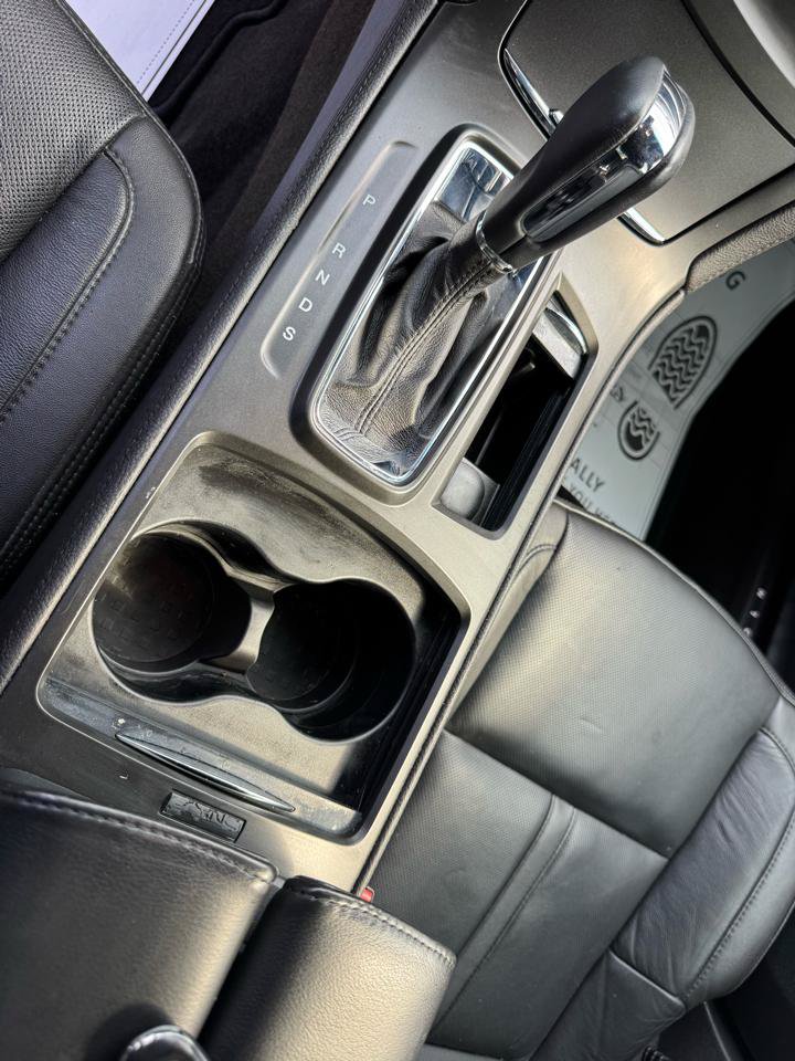 Used 2014 Lincoln MKS FWD image 36