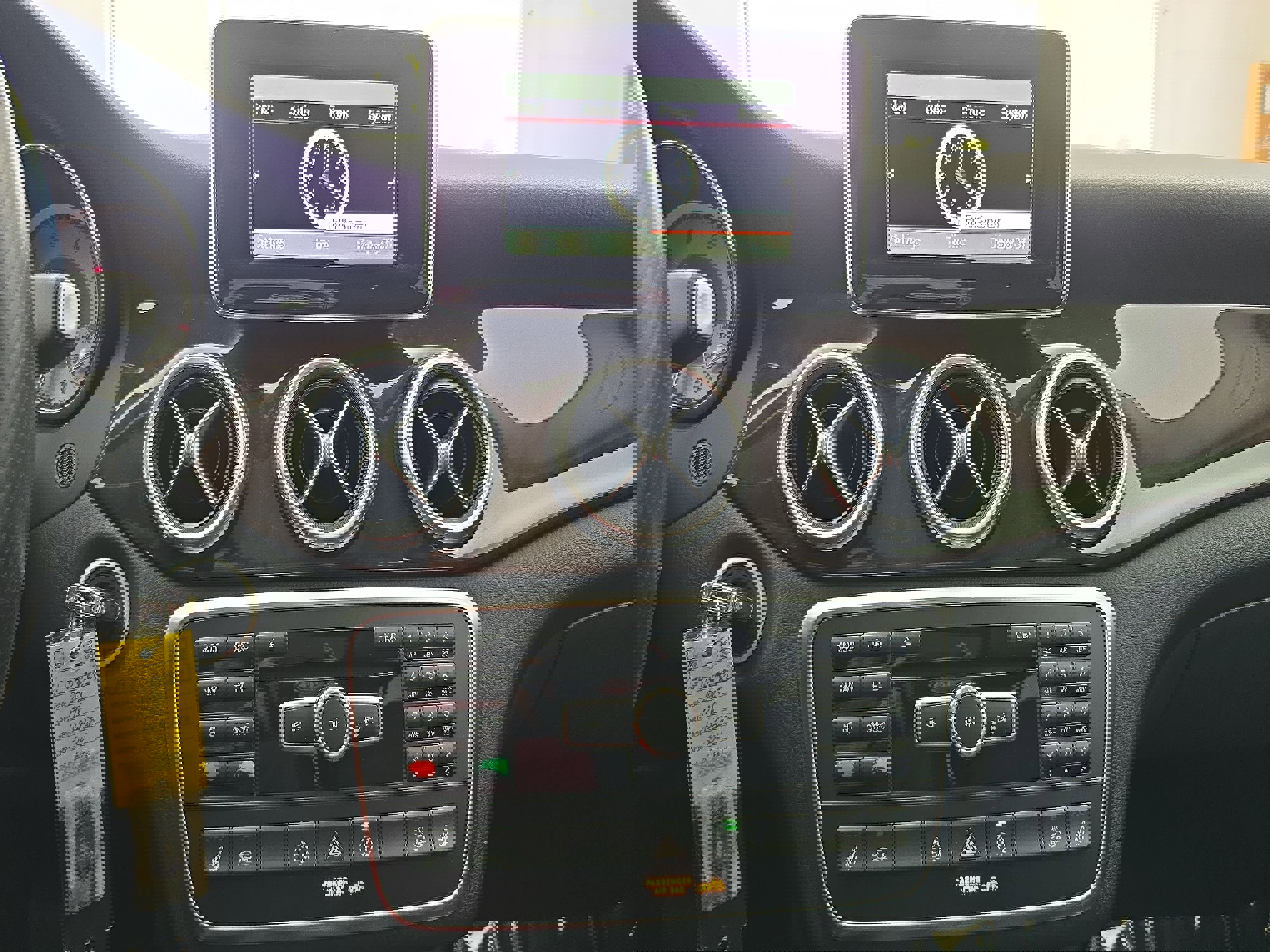 Used 2015 Mercedes-Benz GLA 250 4MATIC image 20