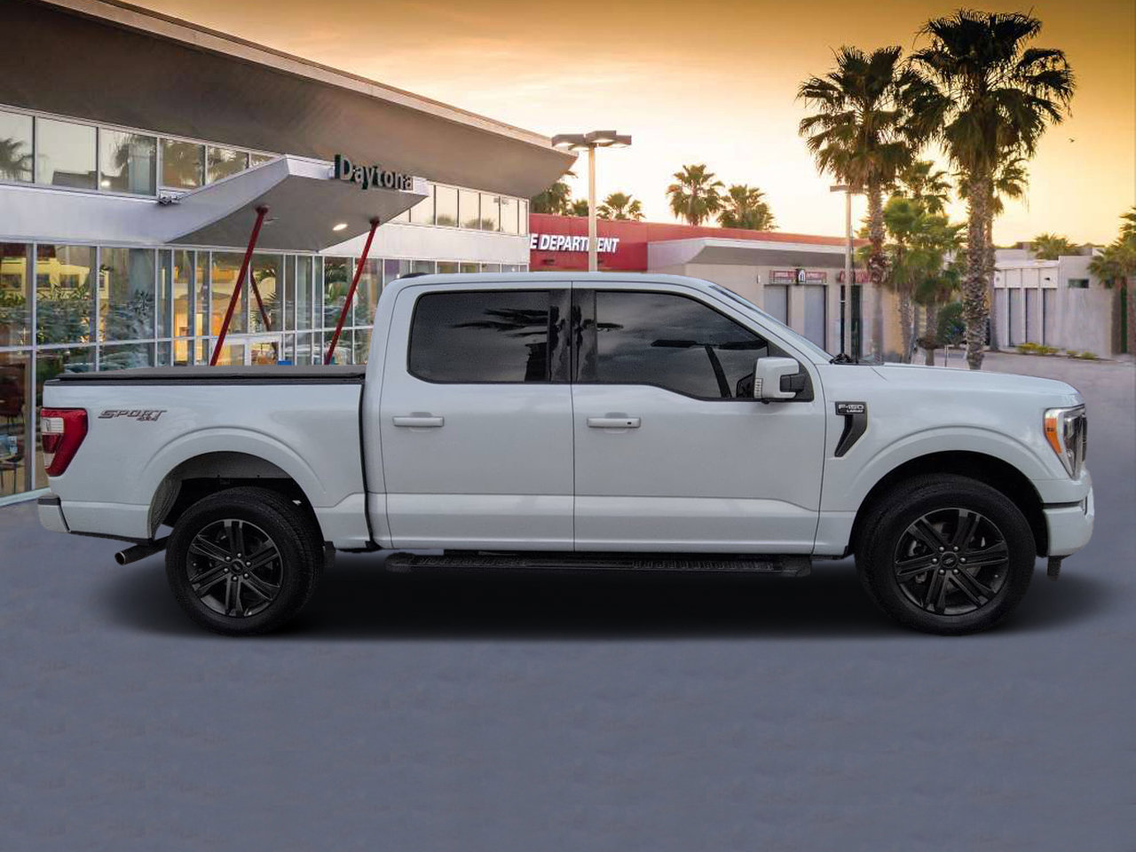 Used 2022 Ford F150 Lariat AWD/4WD image 2