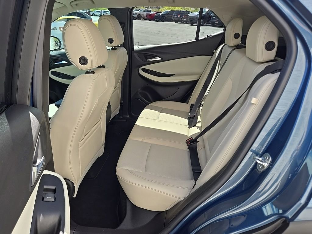 Used 2024 Buick Encore GX Preferred image 40