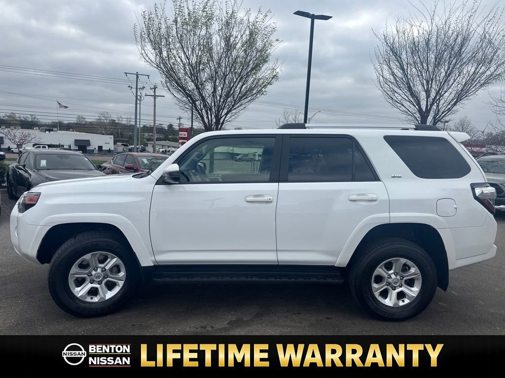 Used 2024 Toyota 4Runner SR5 image 5