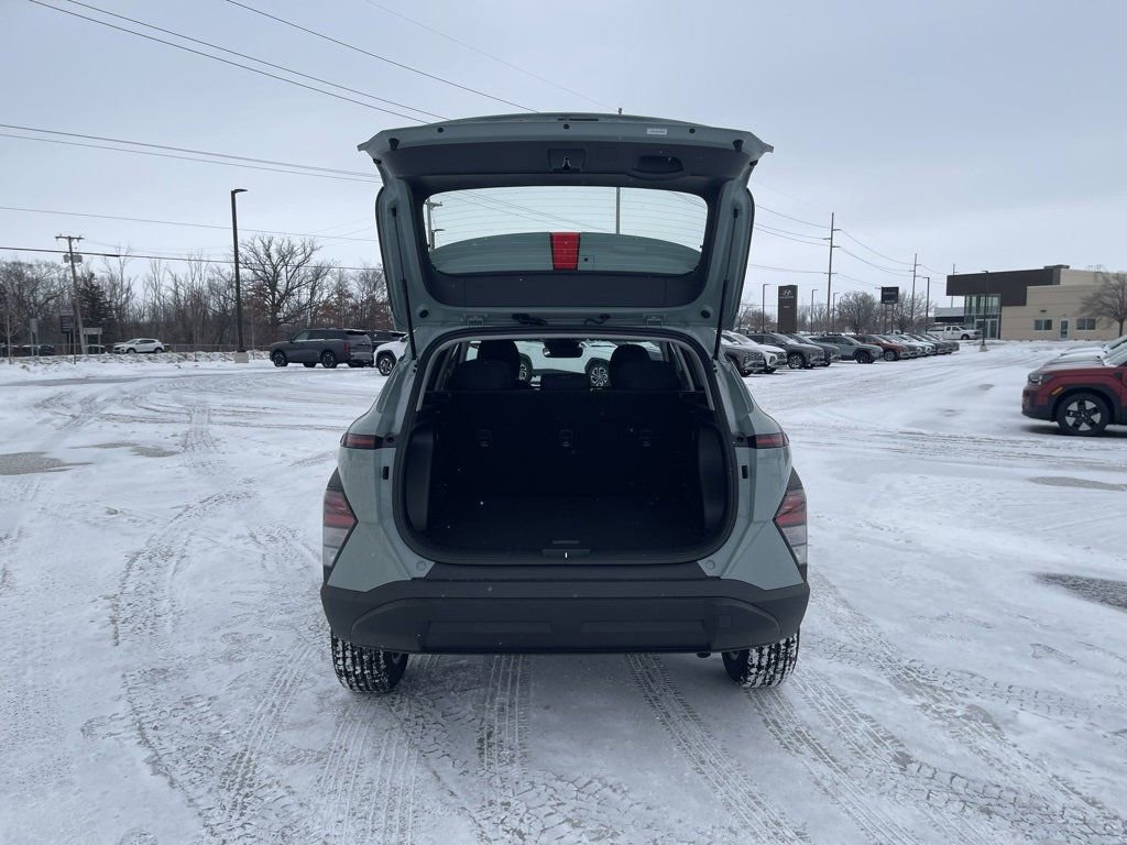 New 2026 Hyundai Kona SE image 12