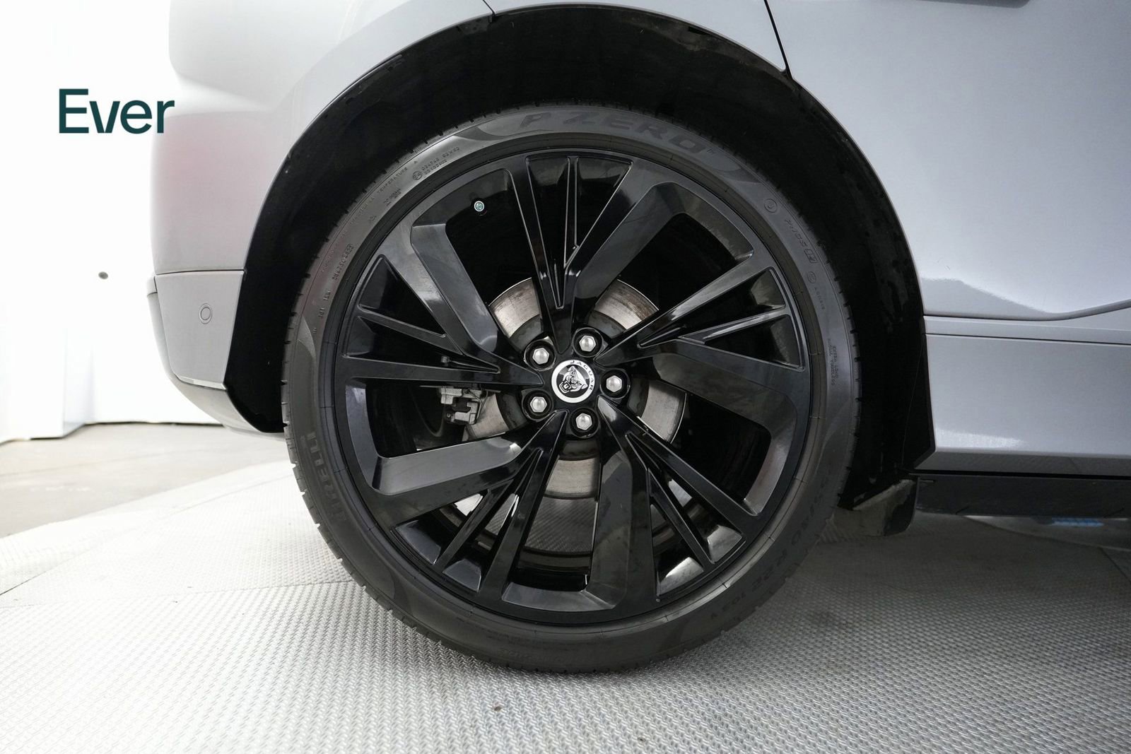 Used 2024 Jaguar I-PACE R-Dynamic HSE image 19