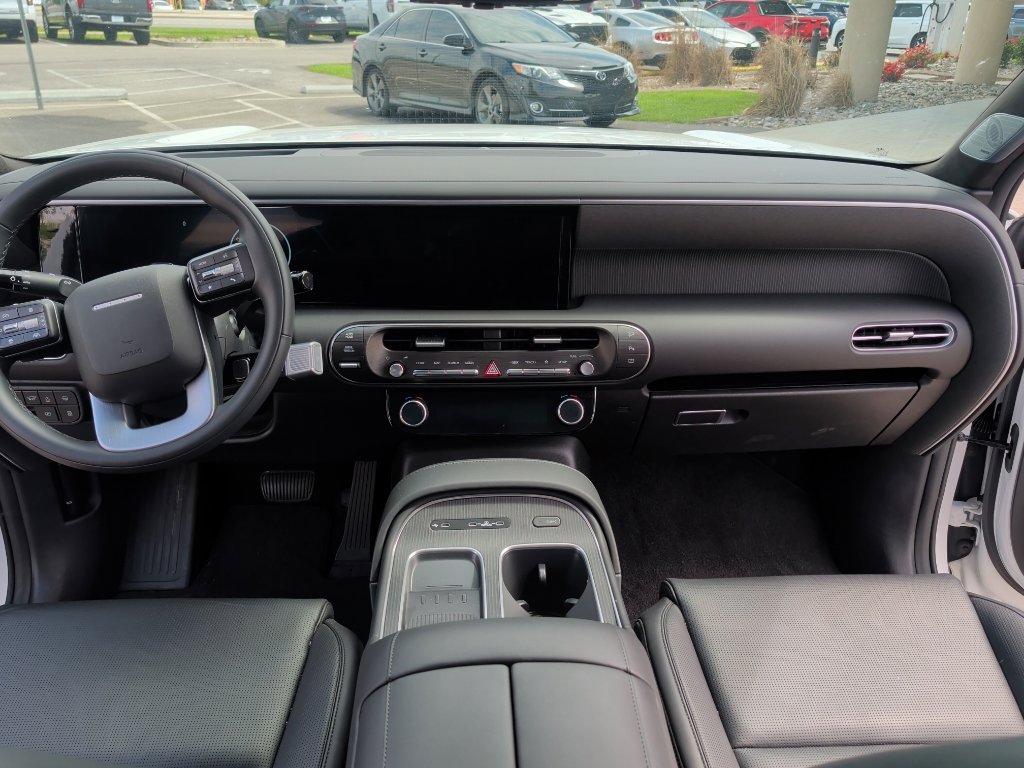 Used 2026 Hyundai Palisade Calligraphy image 11