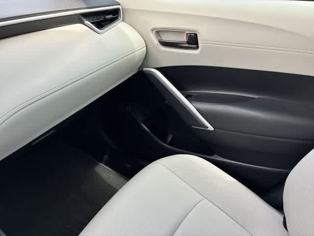 Used 2026 Toyota Corolla Cross L FWD image 31