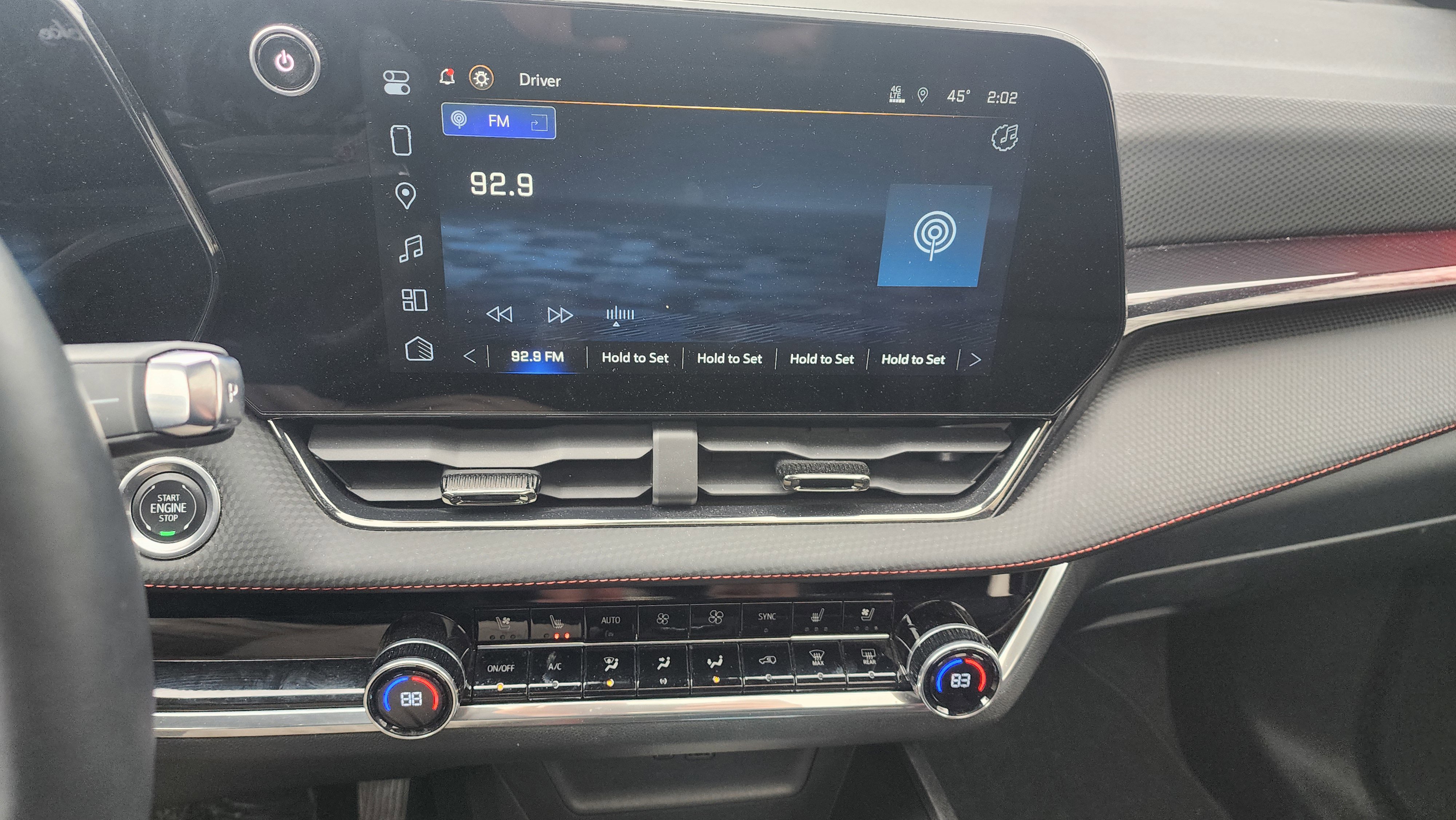 Certified 2025 Chevrolet Equinox RS w/ Safety and Technology Package image 10