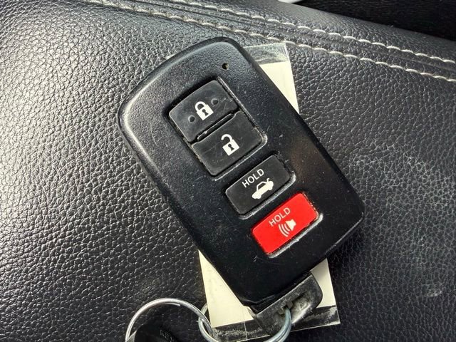 Used 2016 Toyota Corolla L image 16