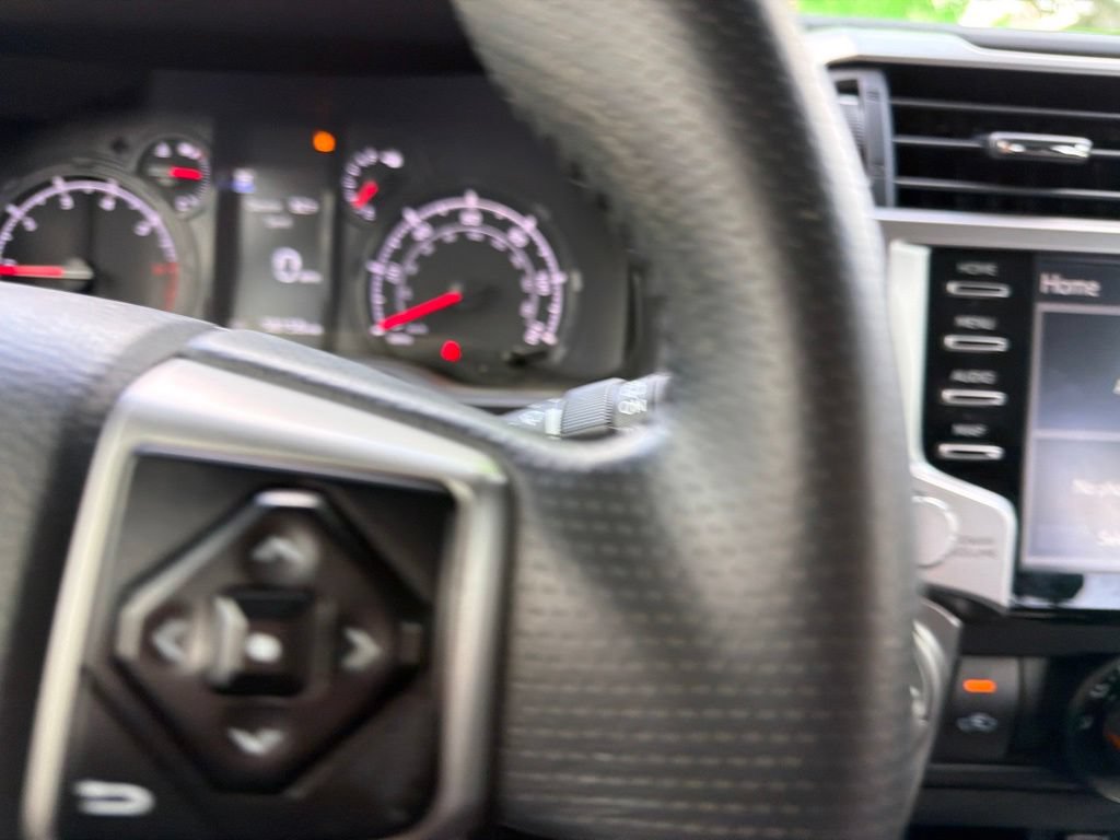 Used 2021 Toyota 4Runner SR5 AWD/4WD image 17
