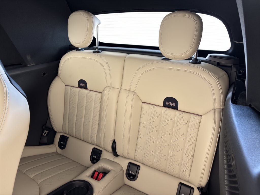 Used 2026 MINI Cooper S FWD image 25