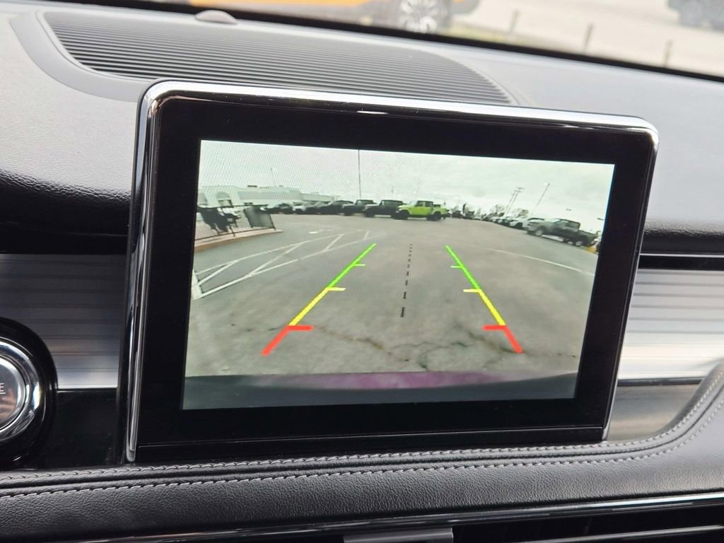 Used 2021 Lincoln Corsair AWD w/ Equipment Group 101A image 28