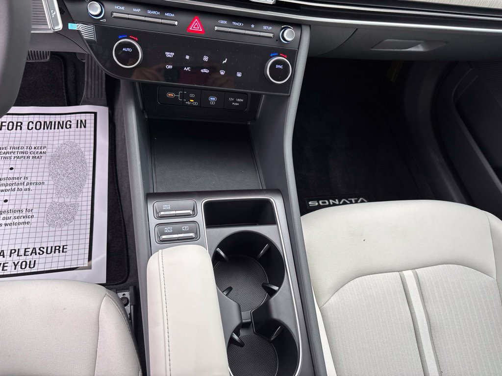 New 2026 Hyundai Sonata Blue FWD image 17