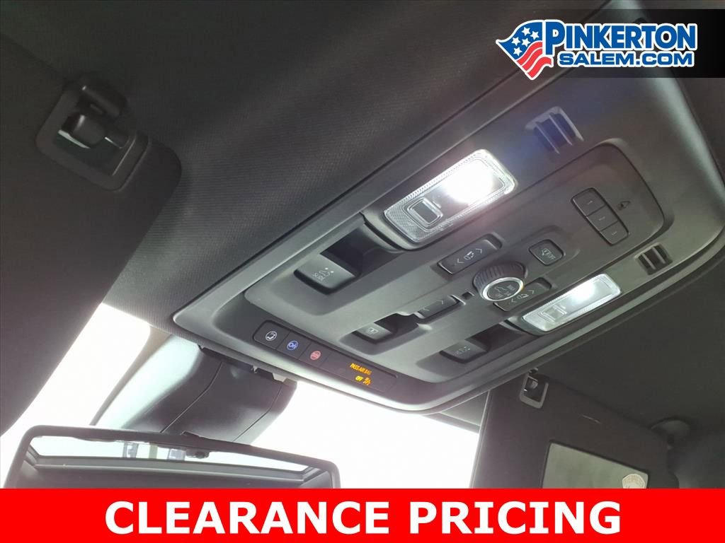 Used 2022 GMC Yukon Denali AWD/4WD image 32