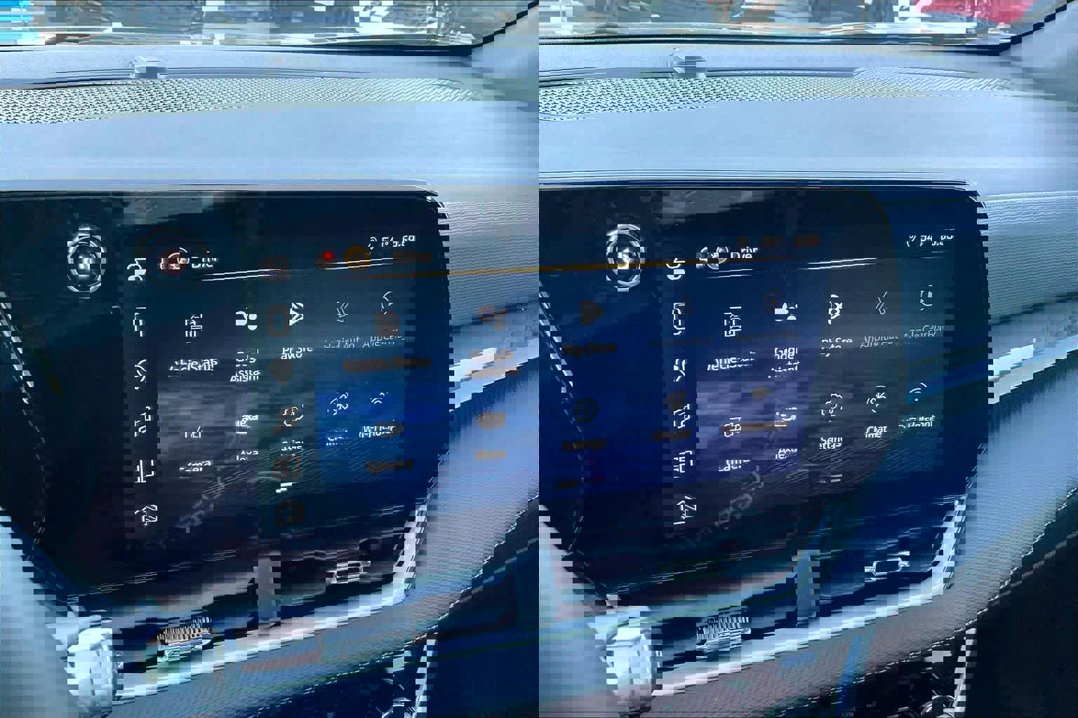 Certified 2025 Chevrolet Equinox LT w/ Convenience Package II image 30