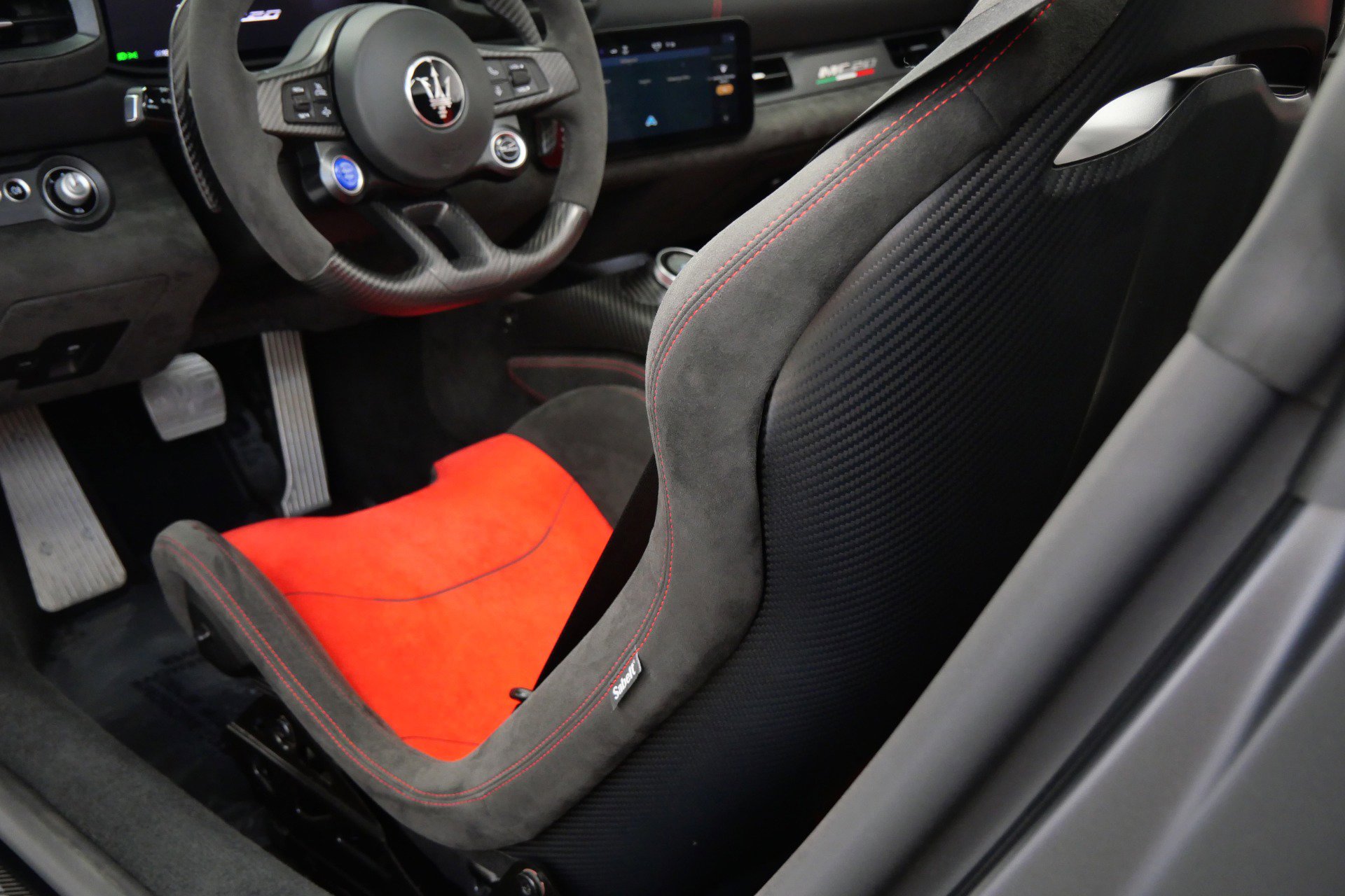 Used 2023 Maserati MC20 Spyder RWD image 30