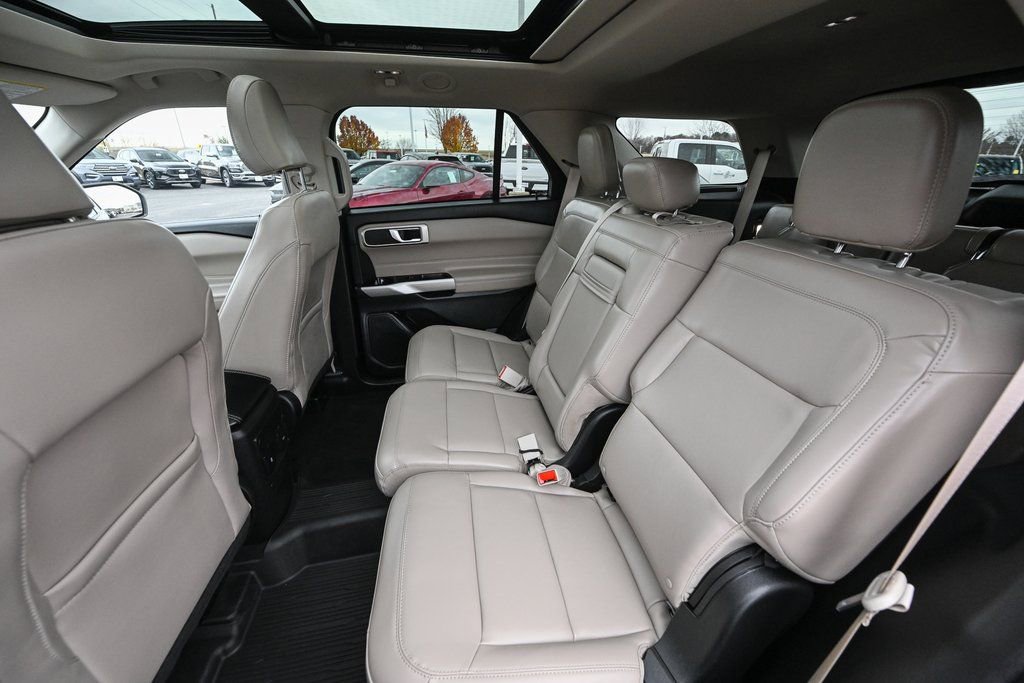 Certified 2023 Ford Explorer XLT w/ Equipment Group 202A image 22