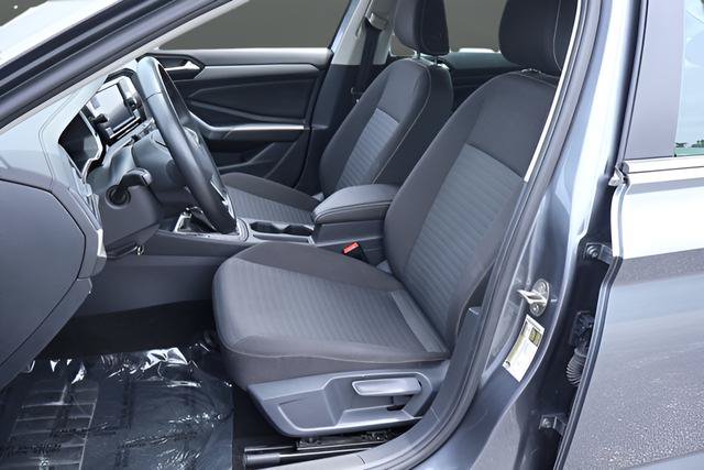 Certified 2024 Volkswagen Jetta S FWD image 15