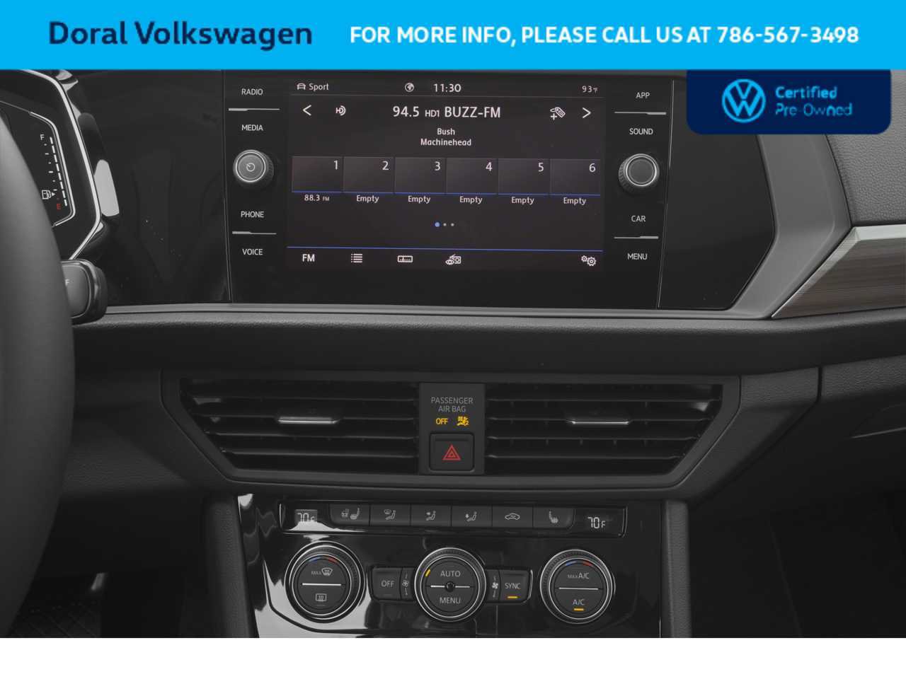 Used 2021 Volkswagen Jetta SE w/ SE Cold Weather Package image 10