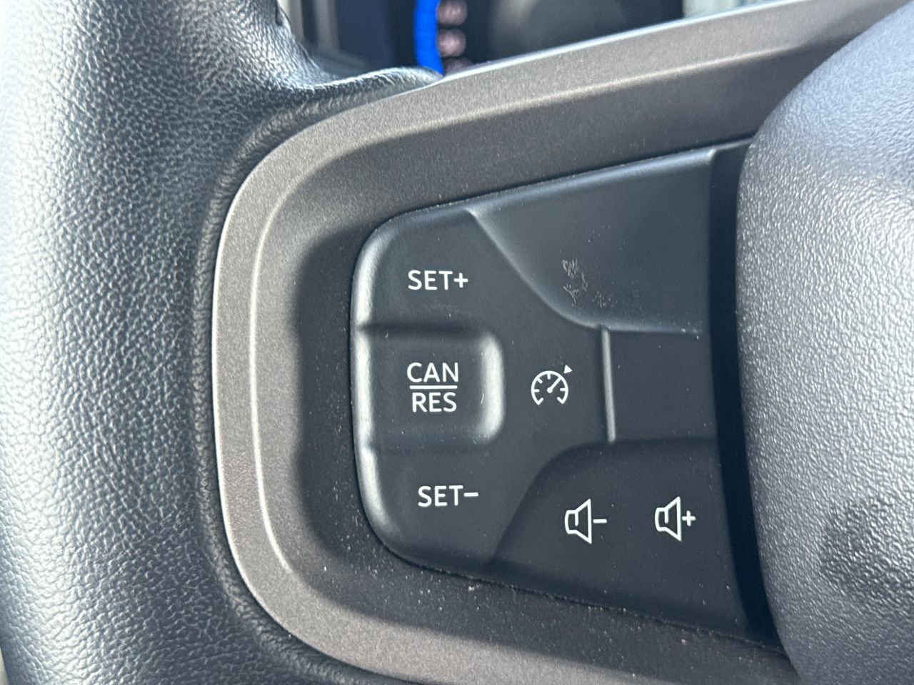 Used 2023 Ford Bronco Badlands w/ Sasquatch Package AWD/4WD image 29