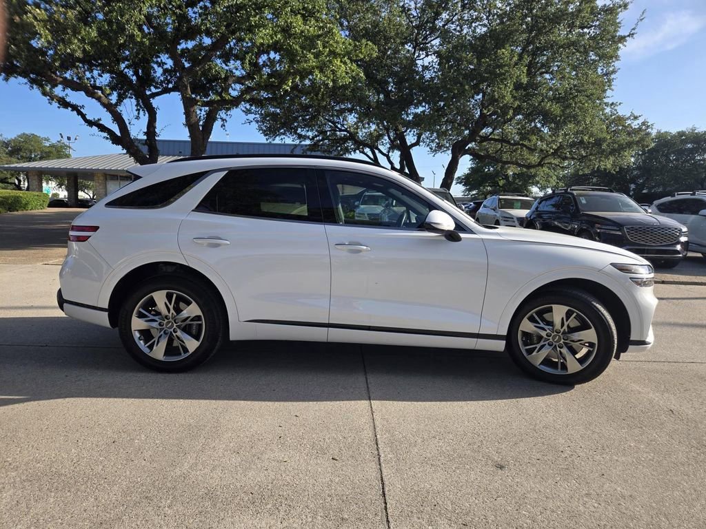 Used 2025 Genesis GV70 3.5T Sport image 6