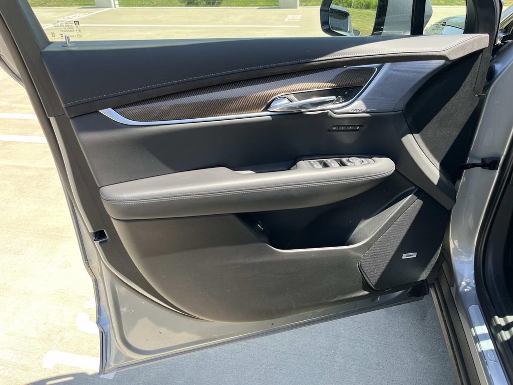 New 2025 Cadillac XT6 Sport w/ Platinum Package AWD/4WD image 21