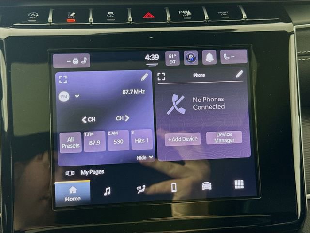 New 2025 Jeep Grand Cherokee Altitude w/ Trailer Tow Package AWD/4WD image 14