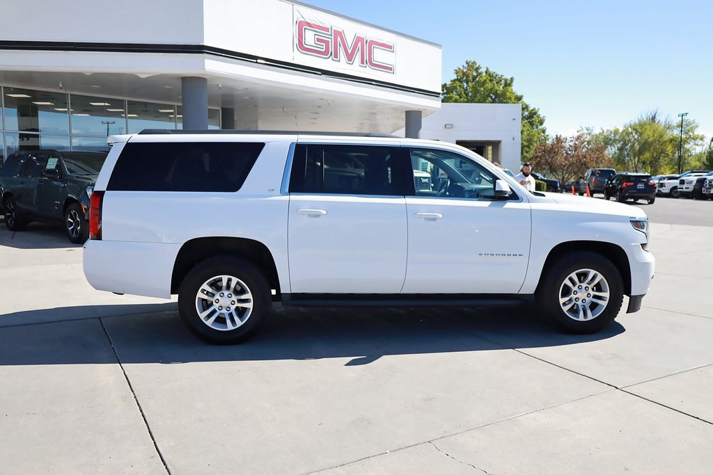 Used 2019 Chevrolet Suburban LT image 7