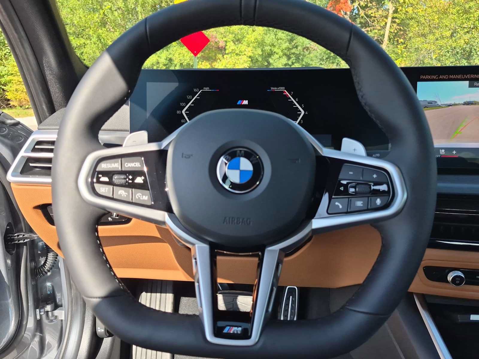 New 2026 BMW 330i xDrive Sedan w/ M Sport Package AWD/4WD image 23