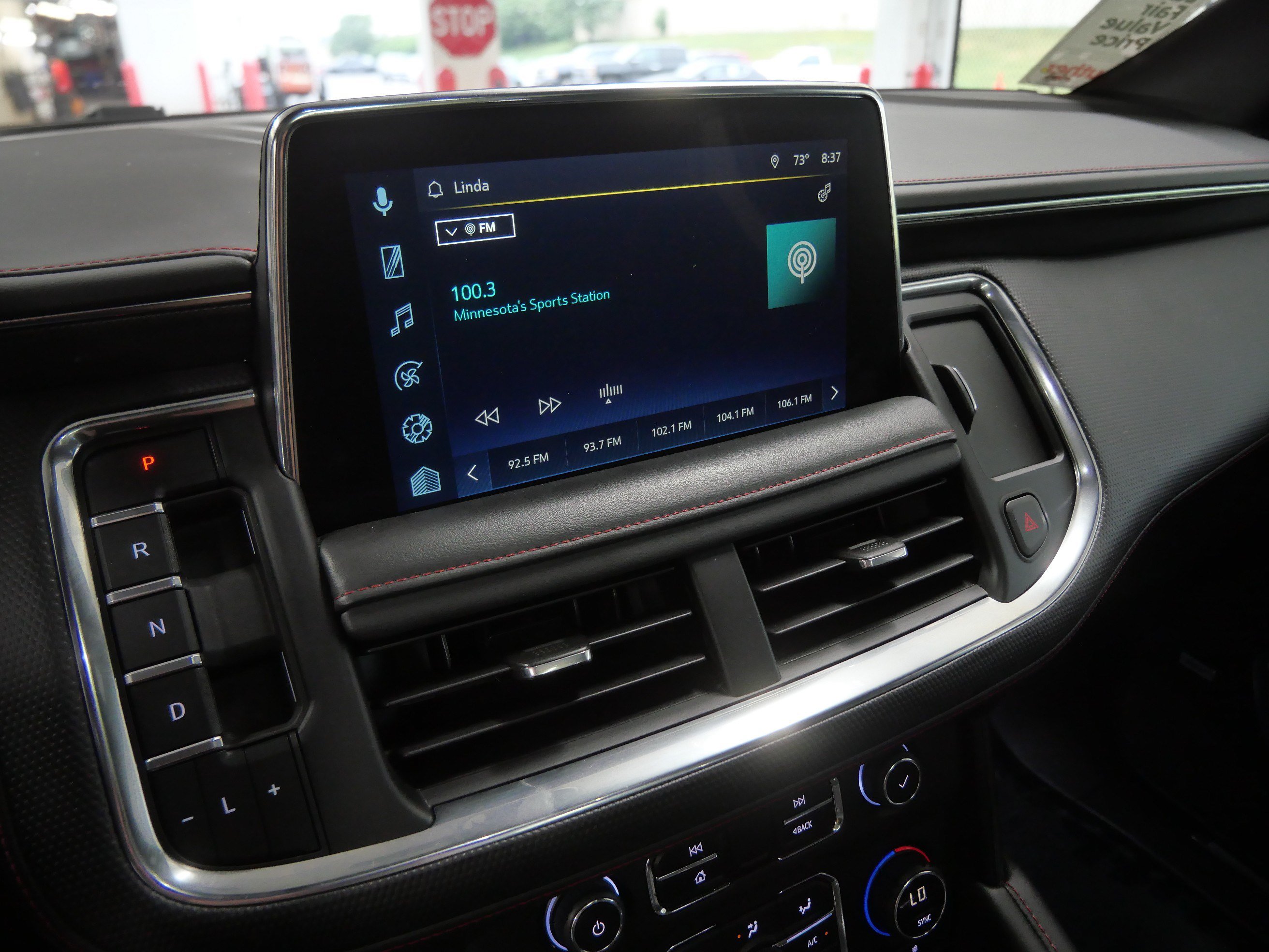 Used 2022 Chevrolet Tahoe RST w/ Sport Performance Package AWD/4WD image 22