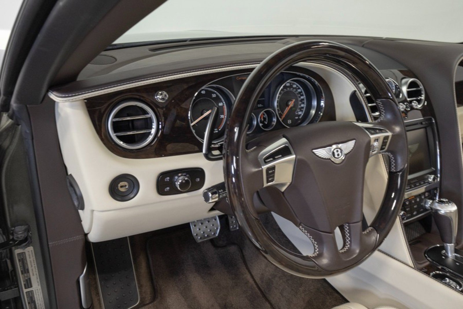 Used 2016 Bentley Continental GT Speed Convertible AWD/4WD image 22