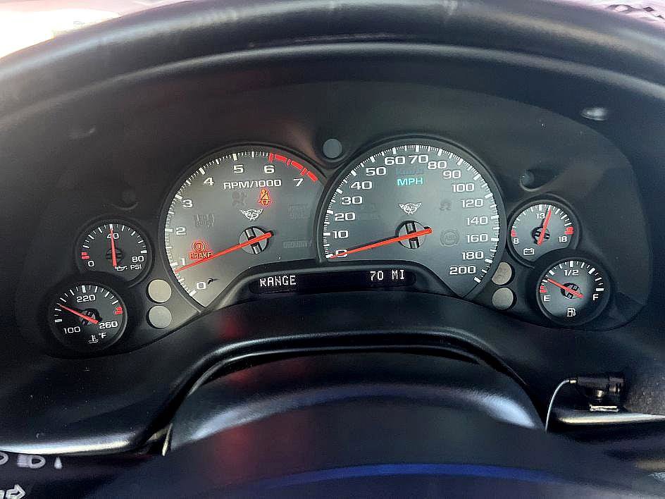 Used 2001 Chevrolet Corvette Convertible w/ Preferred Equipment Group2 image 22