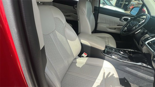 Used 2022 Kia Sorento SX image 11