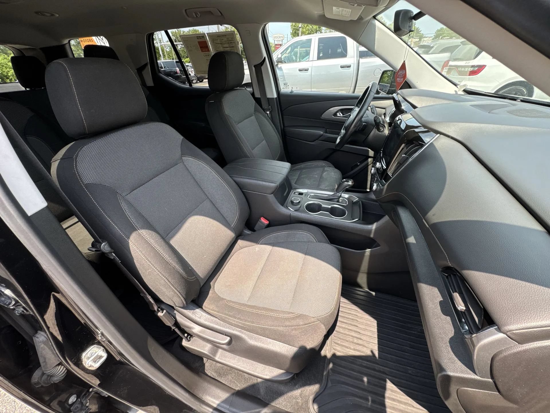 Used 2019 Chevrolet Traverse LT AWD/4WD image 26