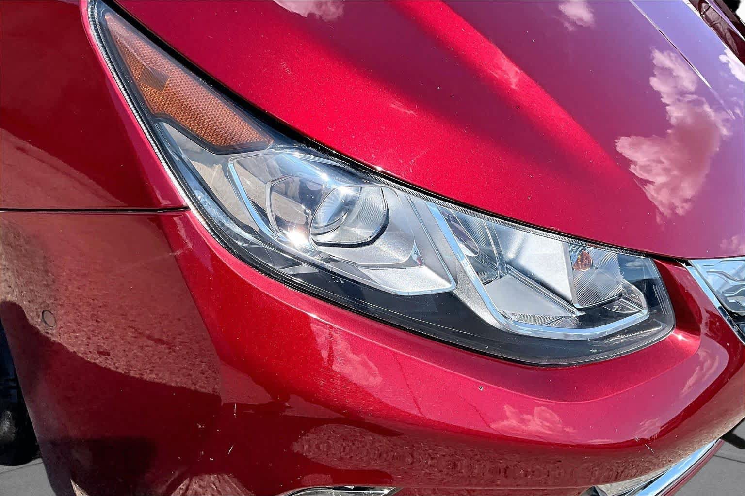 Used 2017 Chevrolet Volt Premier w/ Driver Confidence II Package FWD image 27