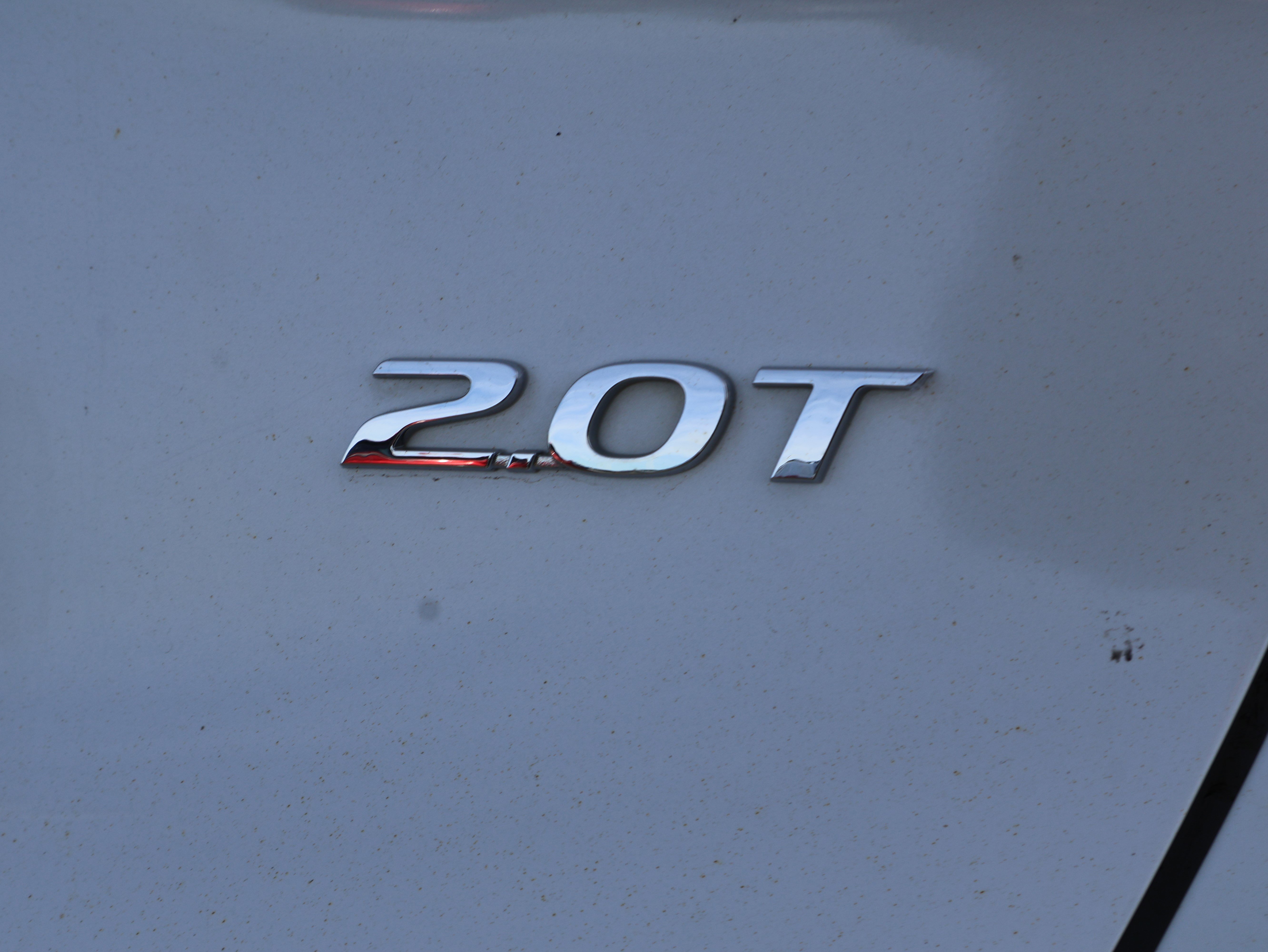 Used 2019 Hyundai Santa Fe Limited image 17