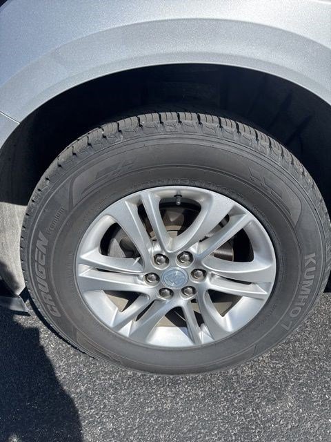 Used 2019 Buick Enclave Essence image 9