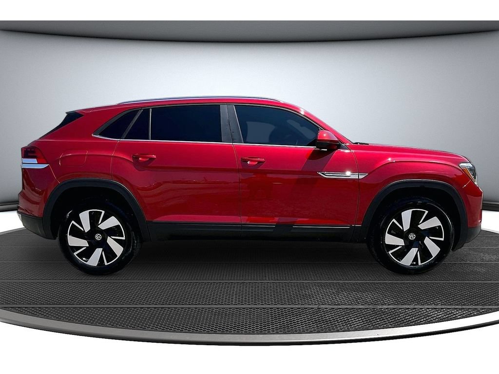 Used 2024 Volkswagen Atlas Cross Sport SE FWD image 15